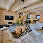 Chalet Dom Pod Barania - - Sauna, Jacuzzi, Teznia Wisla